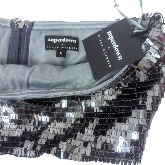 Revolve Superdown Lila Fringe Sequin Set Mini Skirt Crop Top Womens Small Silver - Picture 14 of 14